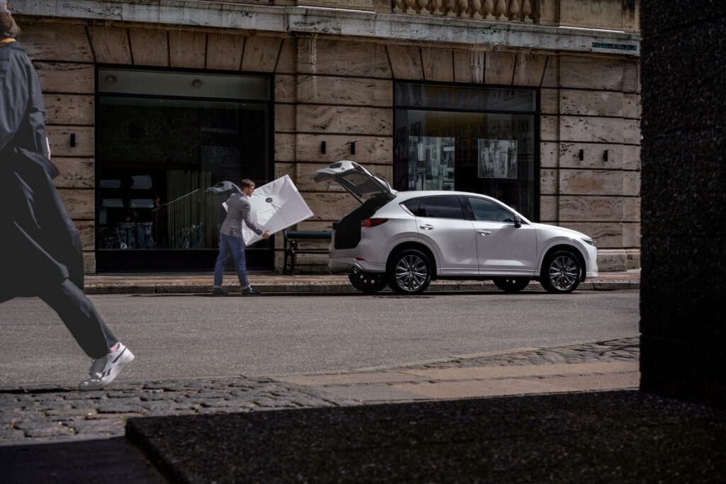 24 CX5 Exterior 5 Sig 1 1024x683